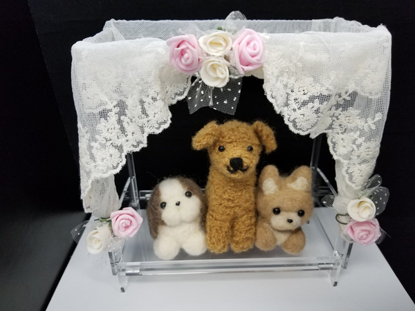 価格：3,080 円（税込）　サイズ：約W198*D114*H207mm