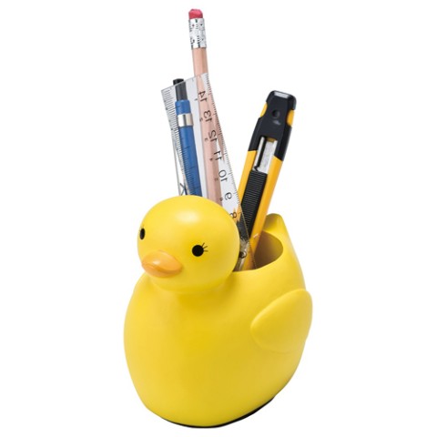 『アヒル ペンスタンド』 価格：2,200 円（税込） サイズ：Ｗ８.５×Ｌ１１.５×Ｈ１１.５ｃｍ