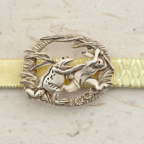 「追いかけっこ帯留め」