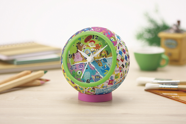 パズルクロック（ピクサー・アート） © Disney/Pixar MR.POTATO HEAD ＆ MRS.POTATO HEAD are trademarks of Hasbro used with permission.© Hasbro.All Rights Reserved. © POOF-Slinky，LLC FIAT TM