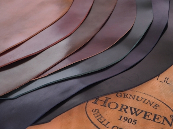 ホーウィン（Horween）社の「クロムエクセル・フルグレインレザー（Chromexcel full grain leather）」