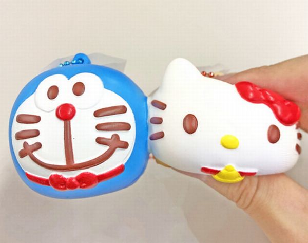 ドラえもん×ハローキティ なかよしワケパン(スマイル) 