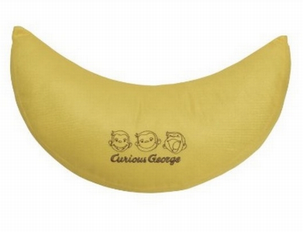 【おさるのジョージ】ＣＧ　シートベルトクッション 装着はマジックテープ式で、左右どちらのシートにも対応